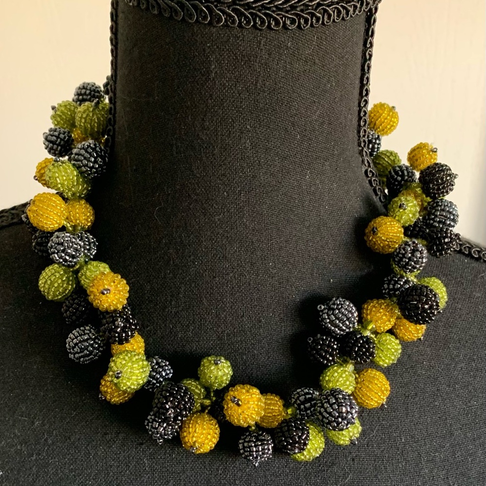 Seed bead ball necklace. Loop closure. Green yellow black.
